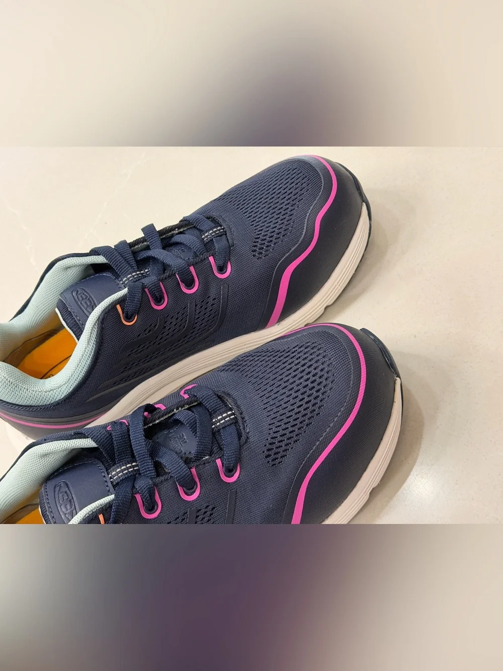 KEEN Utility Minneapolis Women's Carbon Safety Toe Work Sneaker Navy Pink, 9